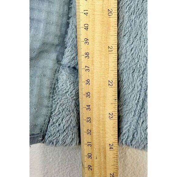 Patagonia Women's Light Gray High Collar Breathable R2 Vest Medium - Picture 8 of 10